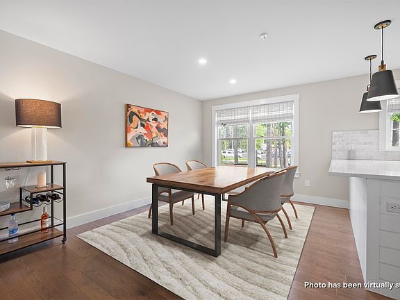 5th image of 21 Thompson Way