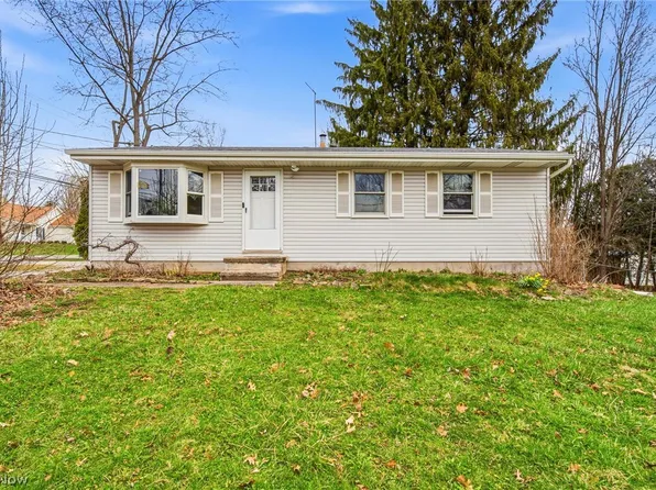 2535 Sears Rd, Stow, OH 44224