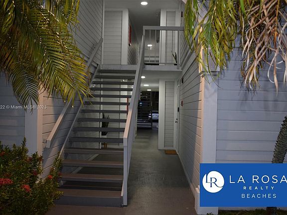 2nd image of 827 NE 199th St APT 205