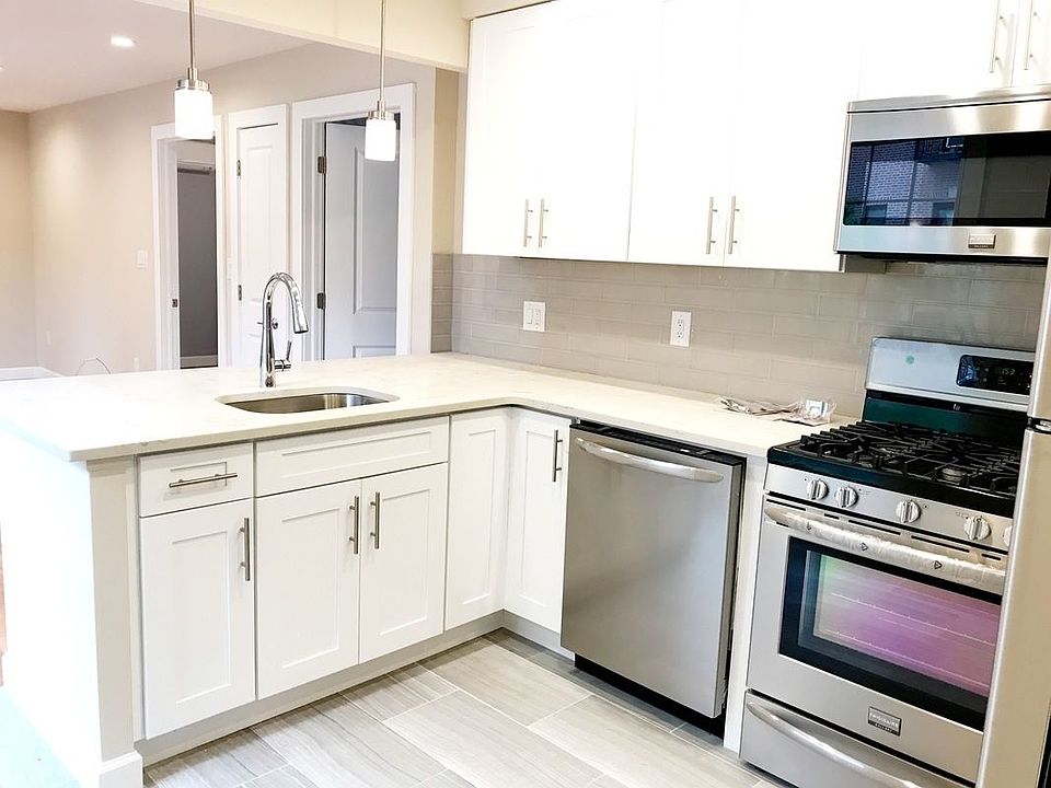 1st image of 30-94 31st St #2A