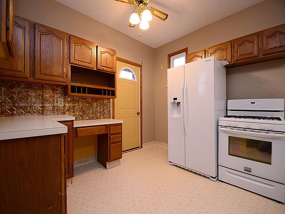 4th image of 3559 Jones St Unit 3559