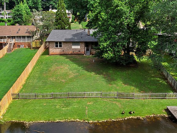 5th image of 3933 John Hopkins Ct
