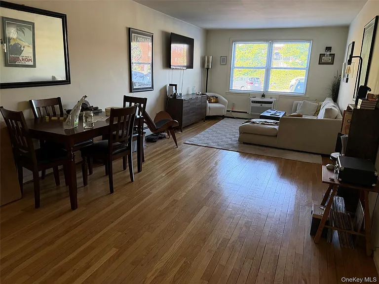 120 S Park Ave #1D — Photo 6