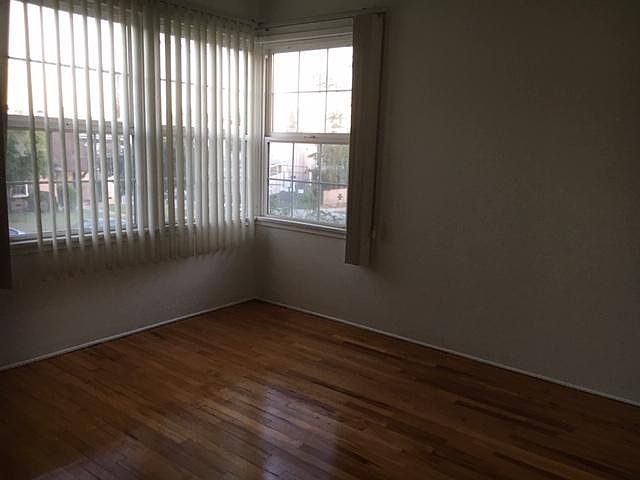 2nd image of 811 N Adams St