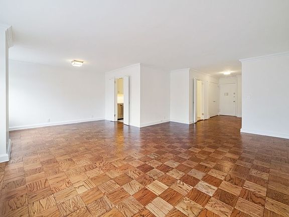 3rd image of 211 E 70th St APT 22C