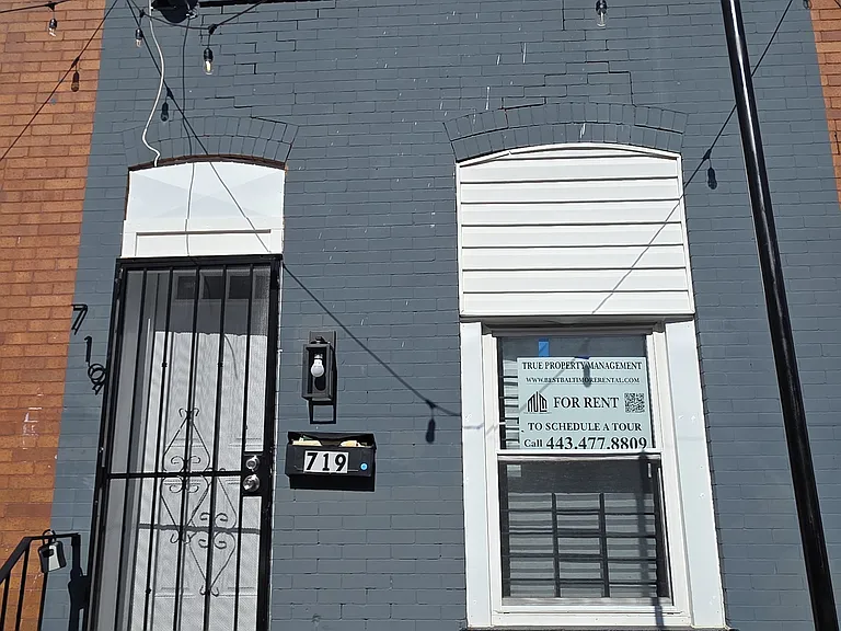719 N Belnord Ave — Photo 1