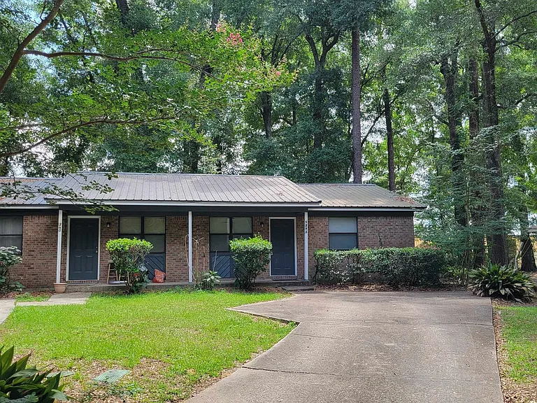 5392 Dawn Ct — Photo 2