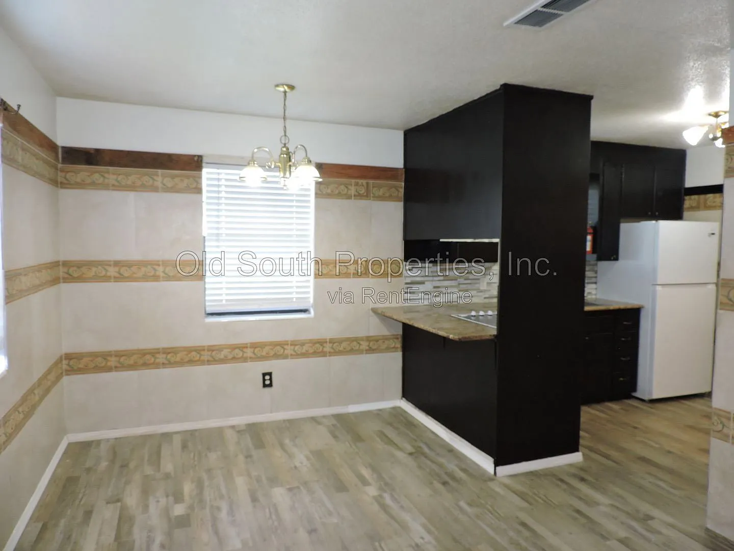 1 bed, 1.0 bath, 550 sqft, $895 — Photo 3