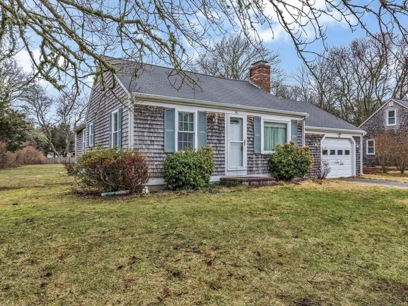 30 Canterbury Lane, East Falmouth, MA 02536