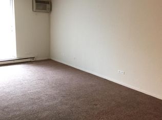 515 E End Ave, Calumet City, IL 60409