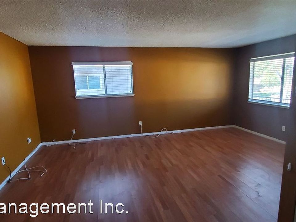 1st image of 989 W Sierra Madre Ave APT 4