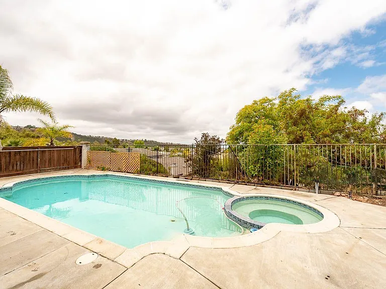 11134 Tampere Ct — Photo 24