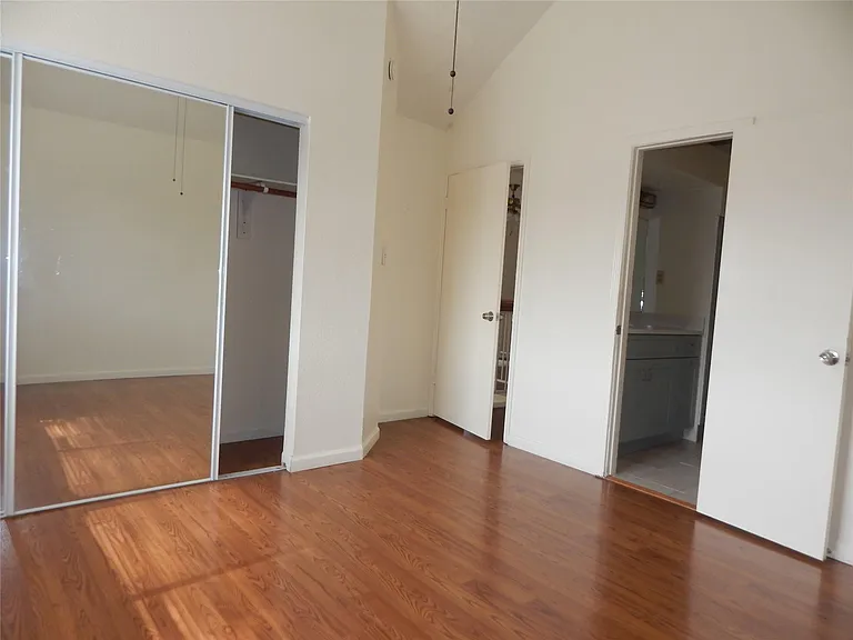 8623 Beechcrest St — Photo 35