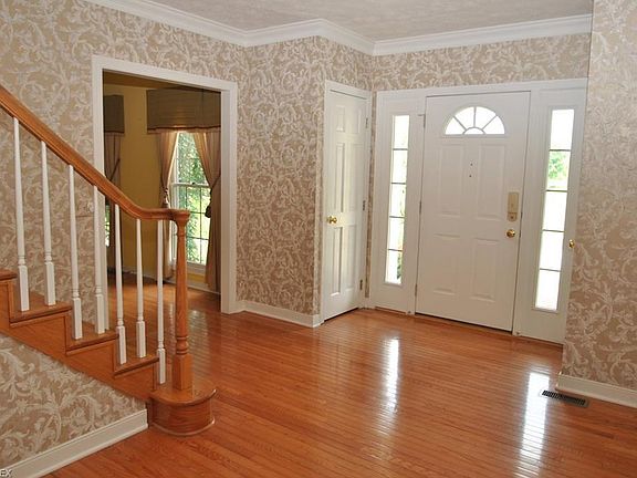 2nd image of 4360 Oakmont Dr