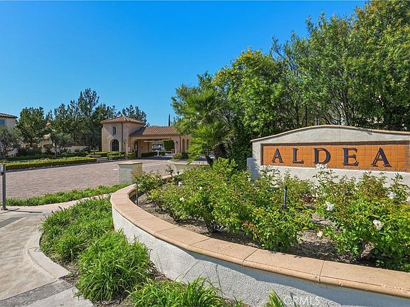 2nd image of 20292 Paseo Almendra