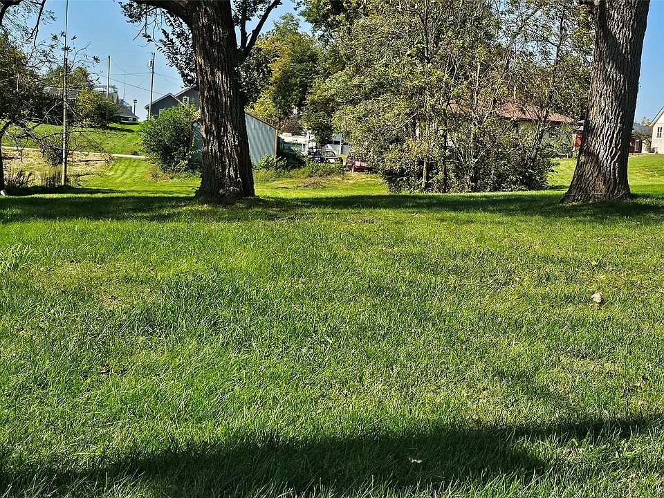 1st image of East St