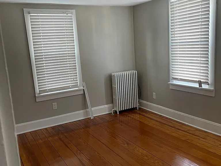 317 S Broad St — Photo 13