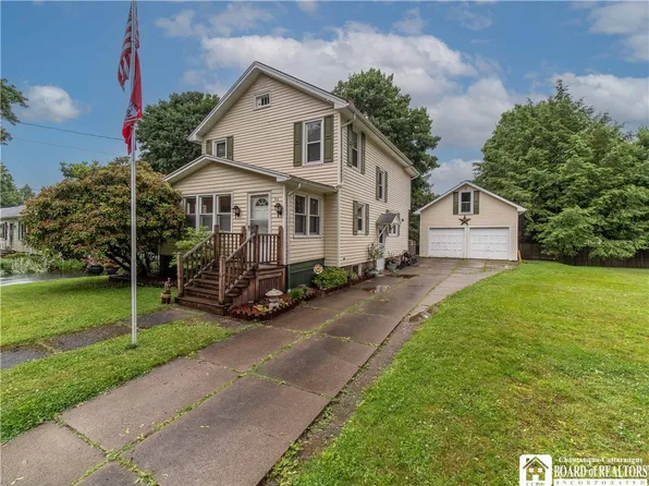 43 Case Ave, Lakewood, NY 14750