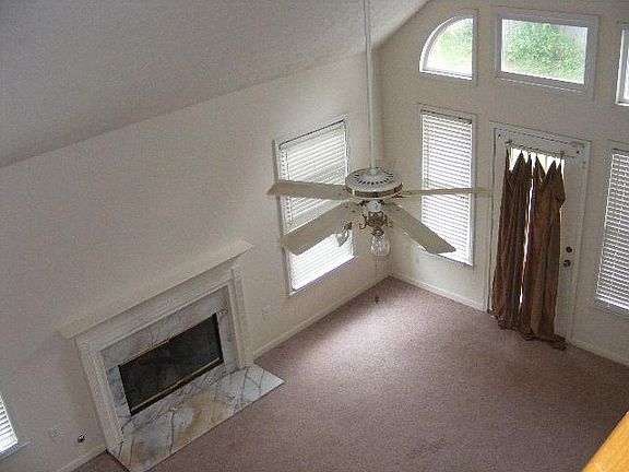 5th image of 3506 Blackberry Ln SE