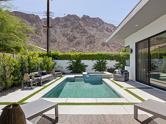 2nd image of 52085 Avenida Cortez
