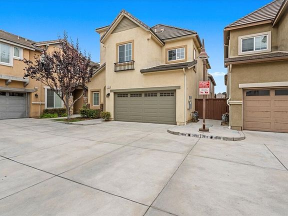 2nd image of 3608 W Chapman Ln