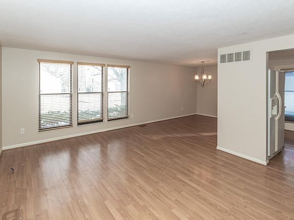 4th image of 8913 Buckhaven Dr