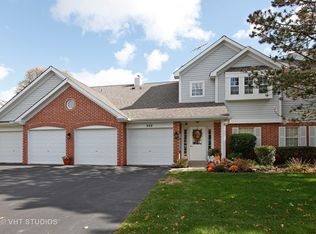 868 Quin Ct APT 102, Naperville, IL 60563