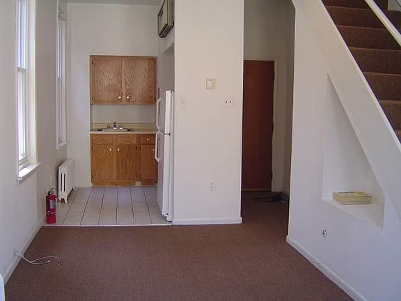 Living Room/Kitchen