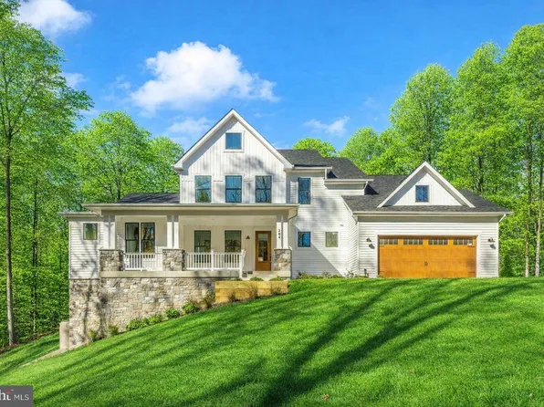 204 Three Rivers Rd, Harwood, MD 20776