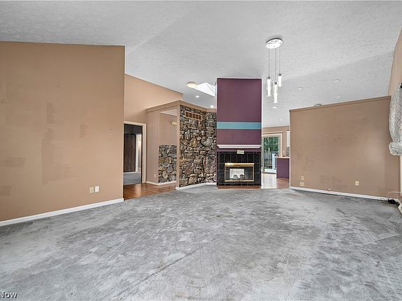 2nd image of 4101 Ivanhoe Dr