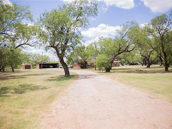 3rd image of 1435 Us Highway 183 S