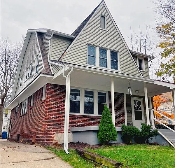 1441 Vassar Dr #1 — Photo 1