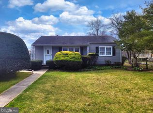 22 Orchard Ave, Pennington, NJ