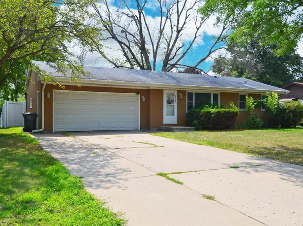 2124 Radatz Ave, Saint Paul, MN 55109