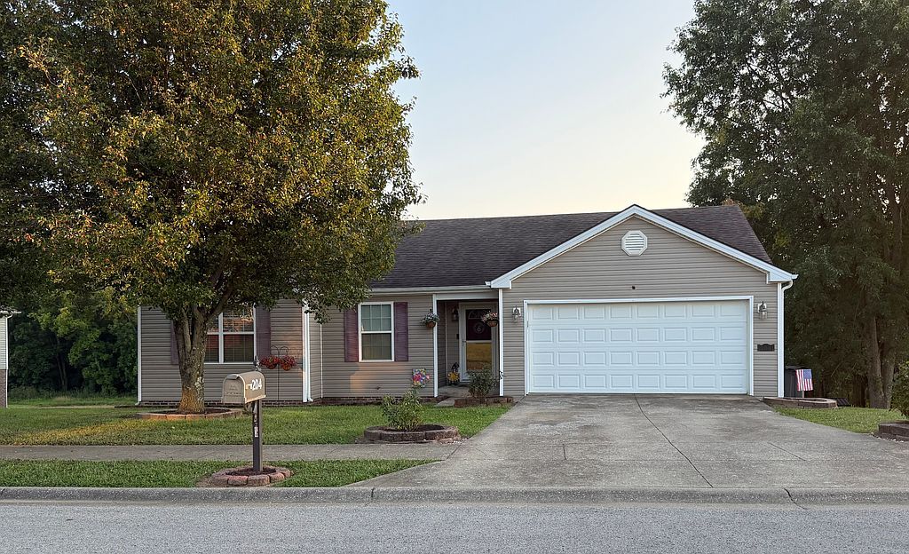 204 Banyan Blvd - Property Image