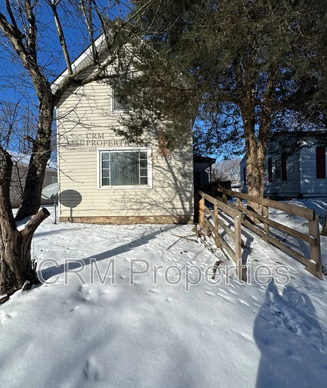 1020 W Monroe St photo 1