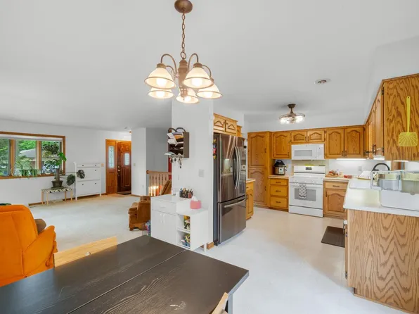 W7120 School DRIVE, Adell, WI 53001
