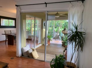 10080 NW 54th Ter, Doral, FL 33178