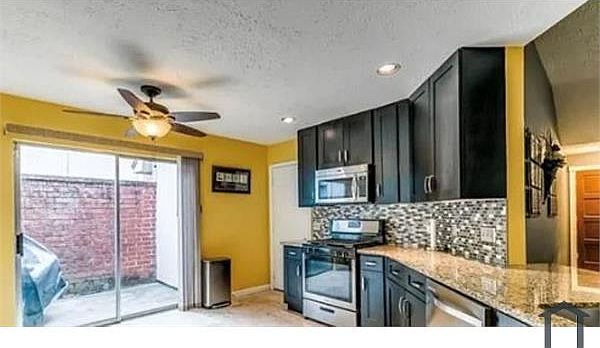 1st image of 2025 Sandy Knoll Dr