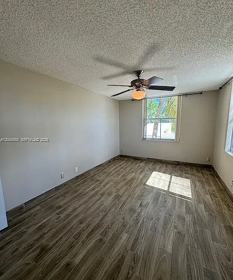 1450 SE 3rd Ave #302 — Photo 16