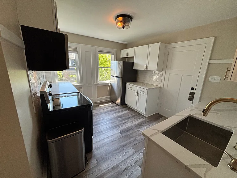 4535 N Newhall St #4535 — Photo 15