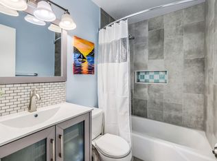 620 Bayside Dr, Fort Myers, FL 33919