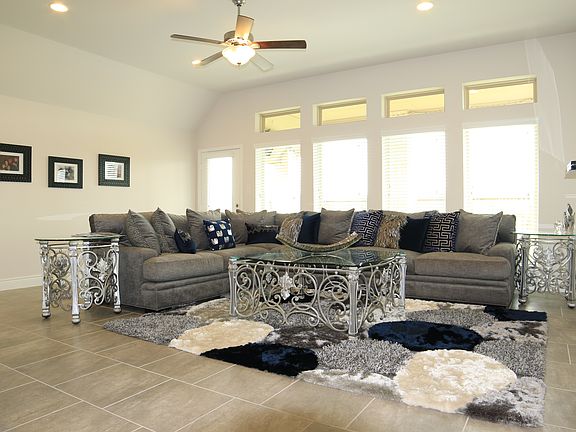 4th image of 9238 Lakeshores Lagoon Ln