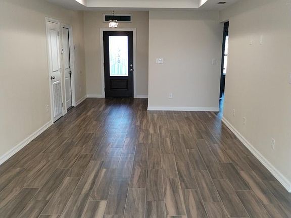 3rd image of 1505 Garza Rd #35