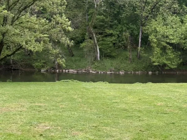 1865 Wilderness Rd, Lancaster, PA 17603