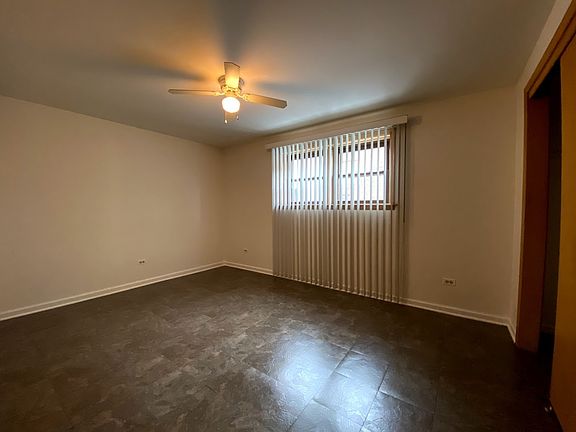 5th image of 1933 N 18th Ave #G