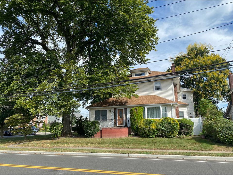 1st image of 105 N Corona Ave