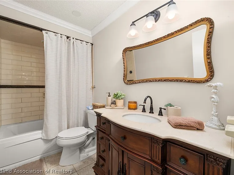4201 Westminster Rd — Photo 26