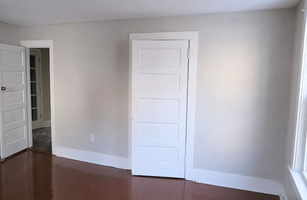 2 bed, 1074 sqft, $1,345 — Photo 3