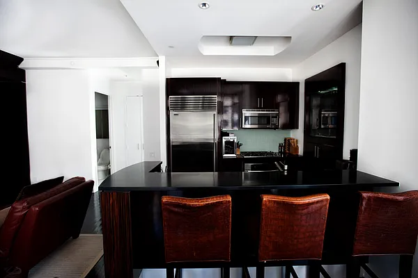 Rented by Gold Coast Capital Resources, LLC | media 69